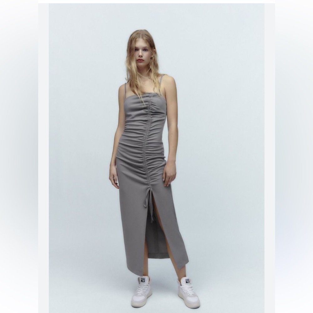 Zara NWT midi dress with gathered details size medium